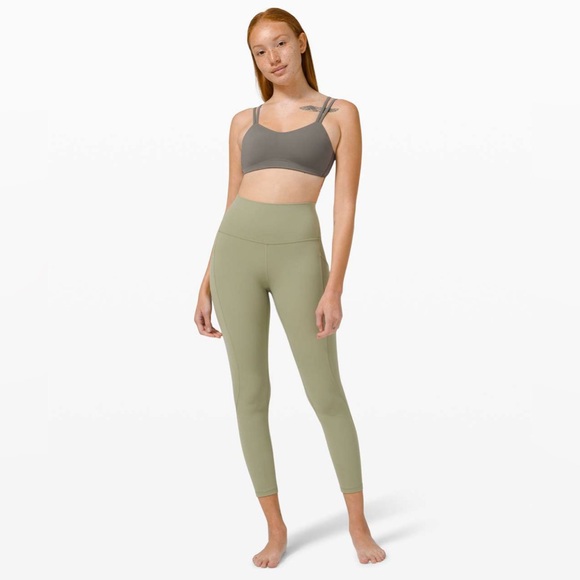 Lululemon FLAWLESS EUC✨Like a Cloud Bra *Light Support, B/C Cup✨Grey Sage✨size 8 - Picture 6 of 9